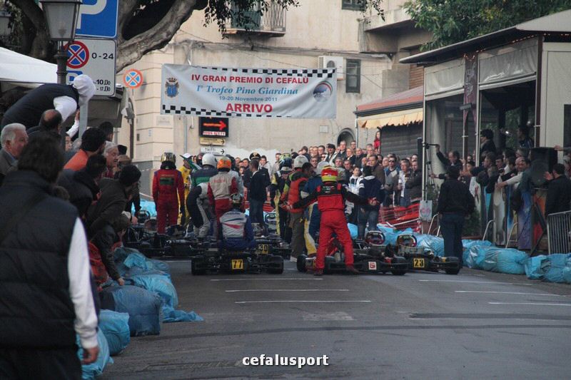 111120 sport2 386_tn.jpg